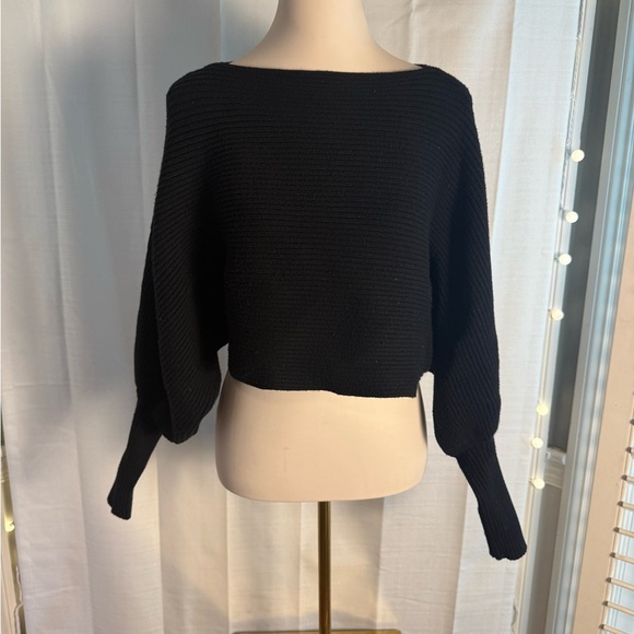 Zara Sweaters - Zara Black Crew Neck Sweater with Balloon Sleeves